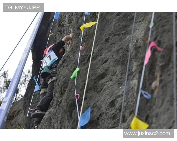 南京攀岩队逆袭之旅揭秘极限运动联赛背后的拼搏与荣耀 南京攀岩队逆袭之旅揭秘极限运动联赛背后的拼搏与荣耀