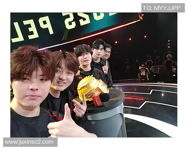 和平精英战术分析：深入探讨JDG战队的意识与决策能力